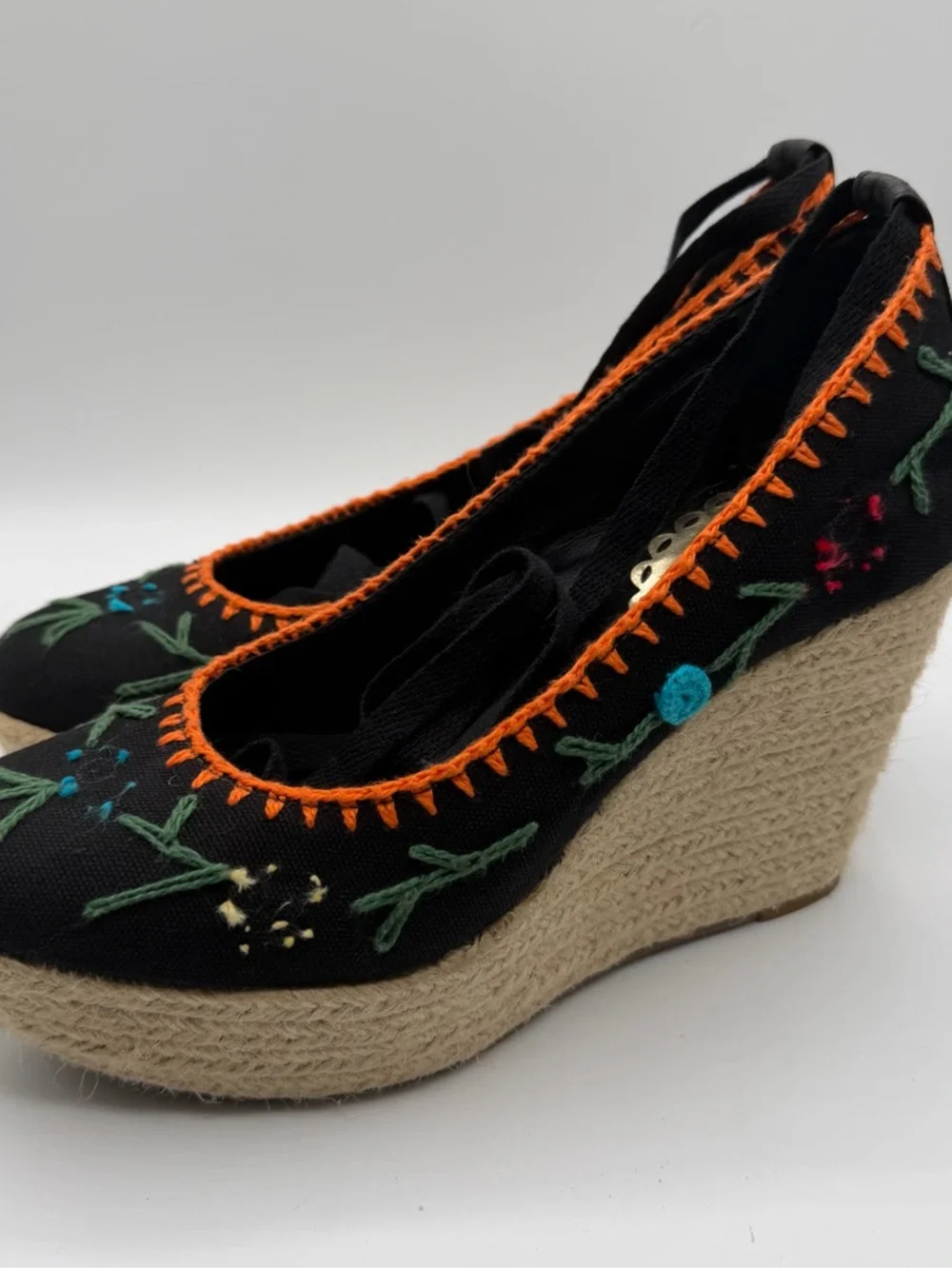 Vintage Y2K Juicy Couture Floral Embroidered Espadrille Wedges Womens 9